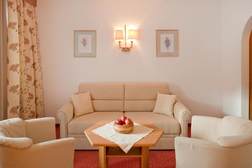 Hotel Jagdhof Bed & Breakfast Obergurgl Rum bild