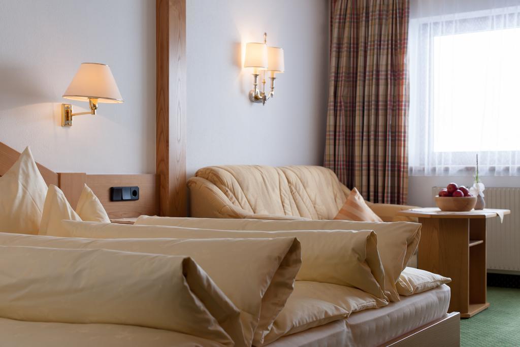 Hotel Jagdhof Bed & Breakfast Obergurgl Rum bild