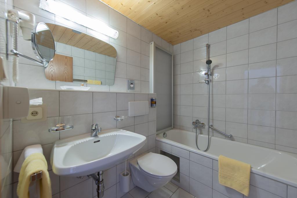 Hotel Jagdhof Bed & Breakfast Obergurgl Rum bild