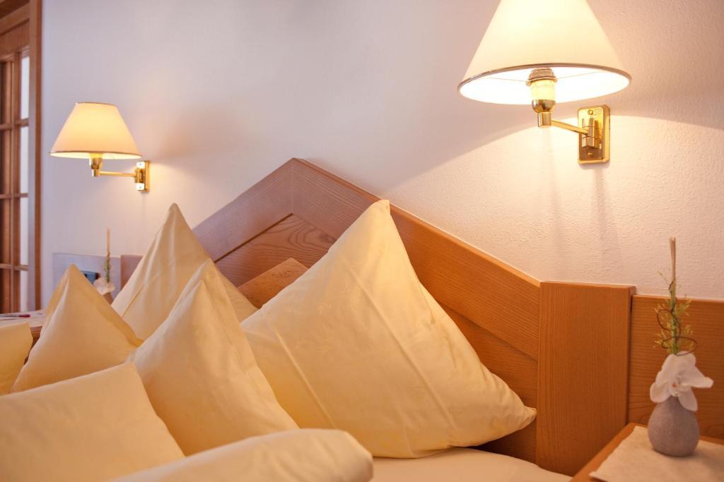 Hotel Jagdhof Bed & Breakfast Obergurgl Rum bild